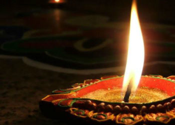 வீட்டில் விளக்கேற்றுங்கள் உயிரை காக்கும் சக்தி கிடைக்கும் – நோய் மட்டுமல்ல வறுமையும் நீங்கும் | Coronavirus : Deepam Lighting the Oil lamp and Benefits for Families